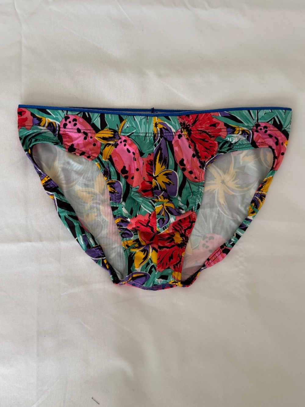 2(x)ist Sliq Micro Brief - NWT - Small